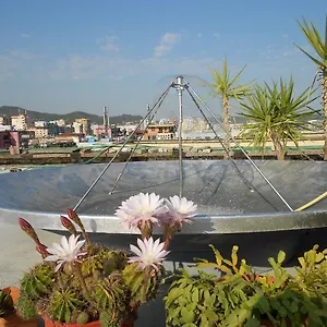  Hostal Albania